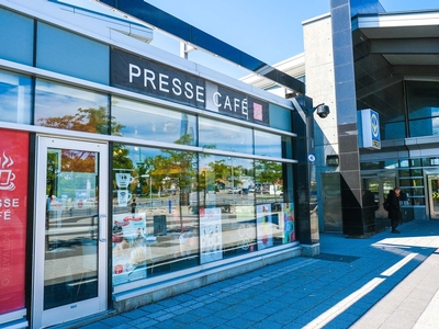 You'll find a Presse-Café at Cartier subway station