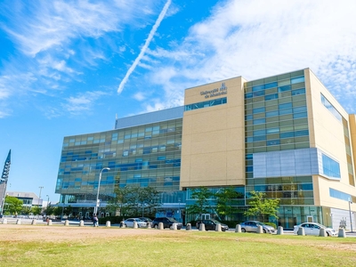 Université de Montréal campus is 10 minutes away