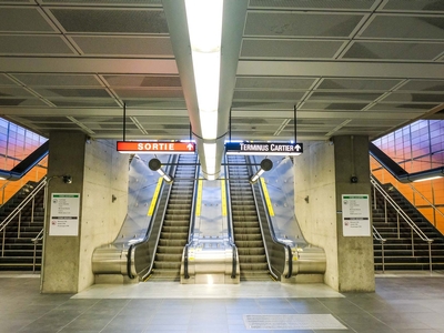 Cartier subway station is nearby